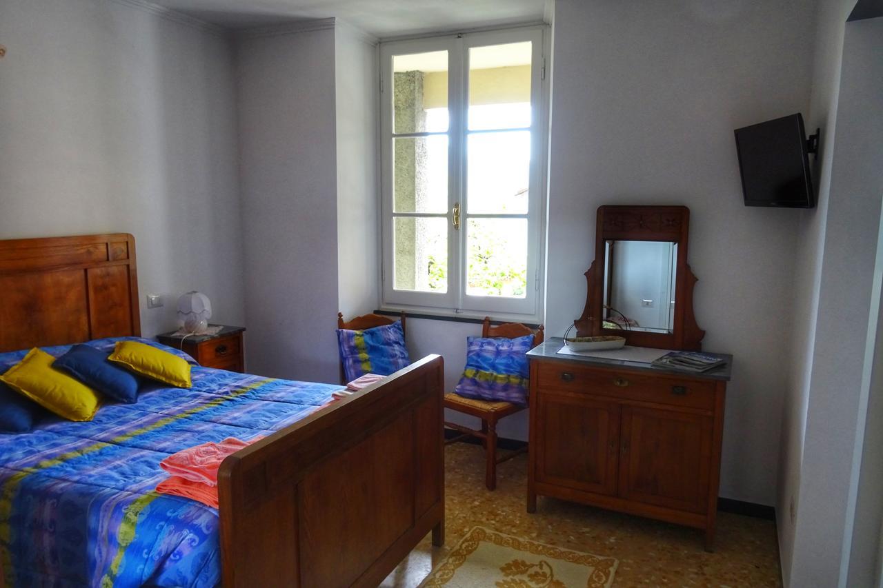Bed And Breakfast Le Quattro Stagioni Neirone Exteriör bild